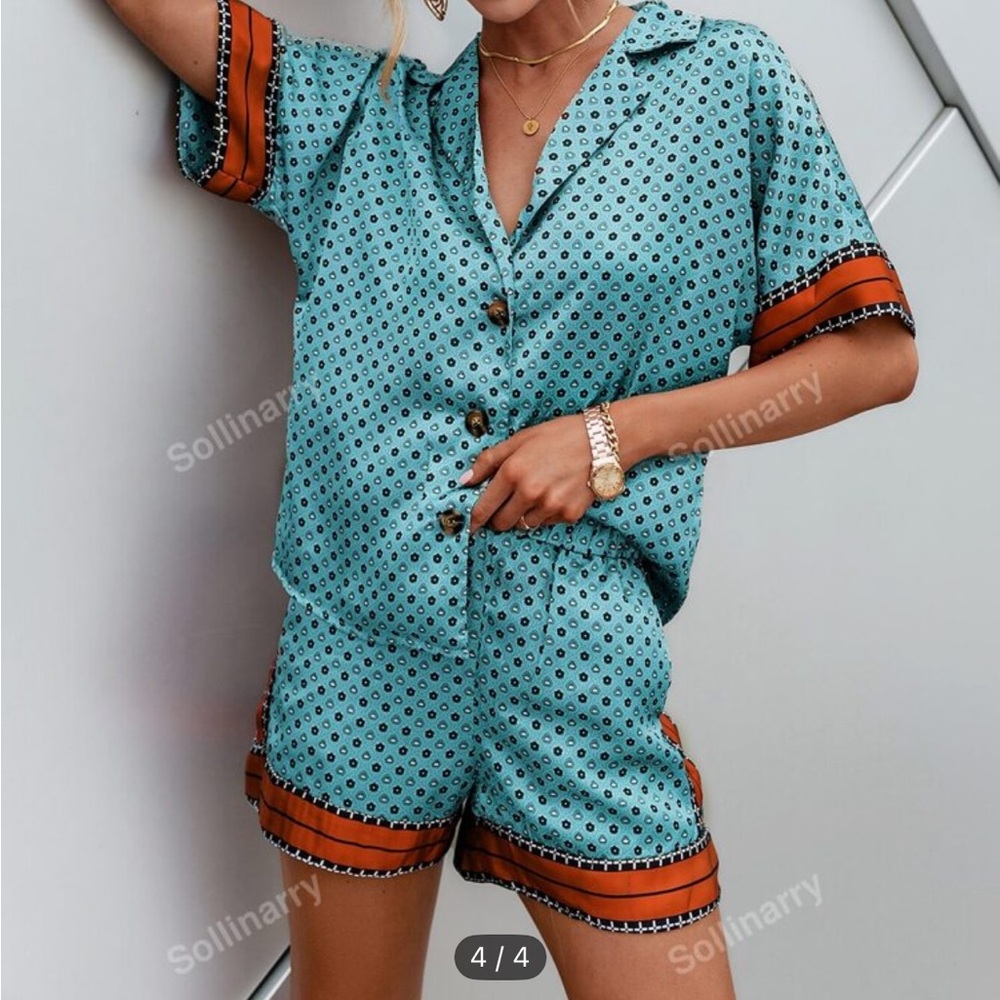 Blue And Brown Patterned Silky Set - image 4